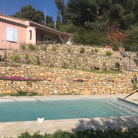 Hauteurs De Toulon : Charmant Studio Piscine Extérieur photo