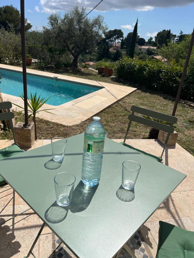 Hauteurs De Toulon : Charmant Studio Piscine Extérieur photo